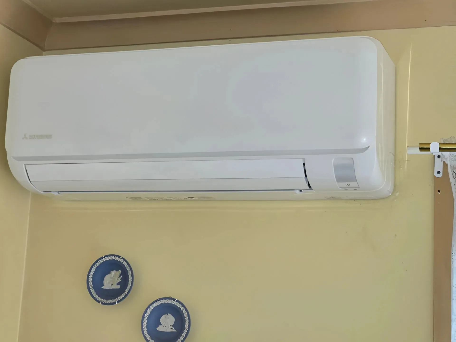 Split system air conditioner installed by D.J. Whatley & Son in Ormeau